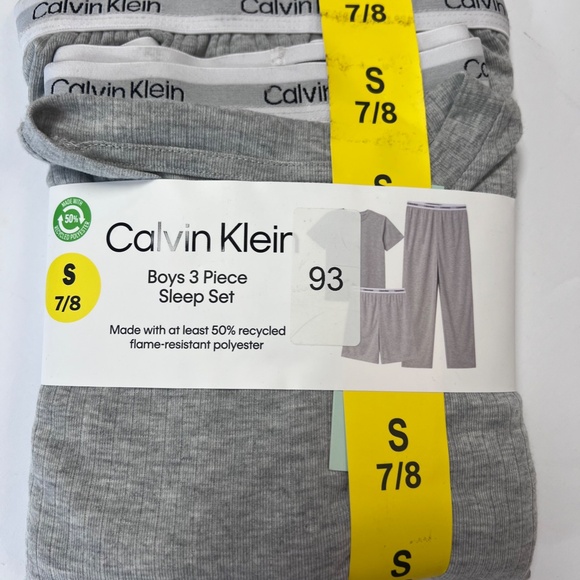 CALVIN KLEIN BOYS 3 PIECE SLEEP SET NEW SIZE SMALL - Picture 5 of 7